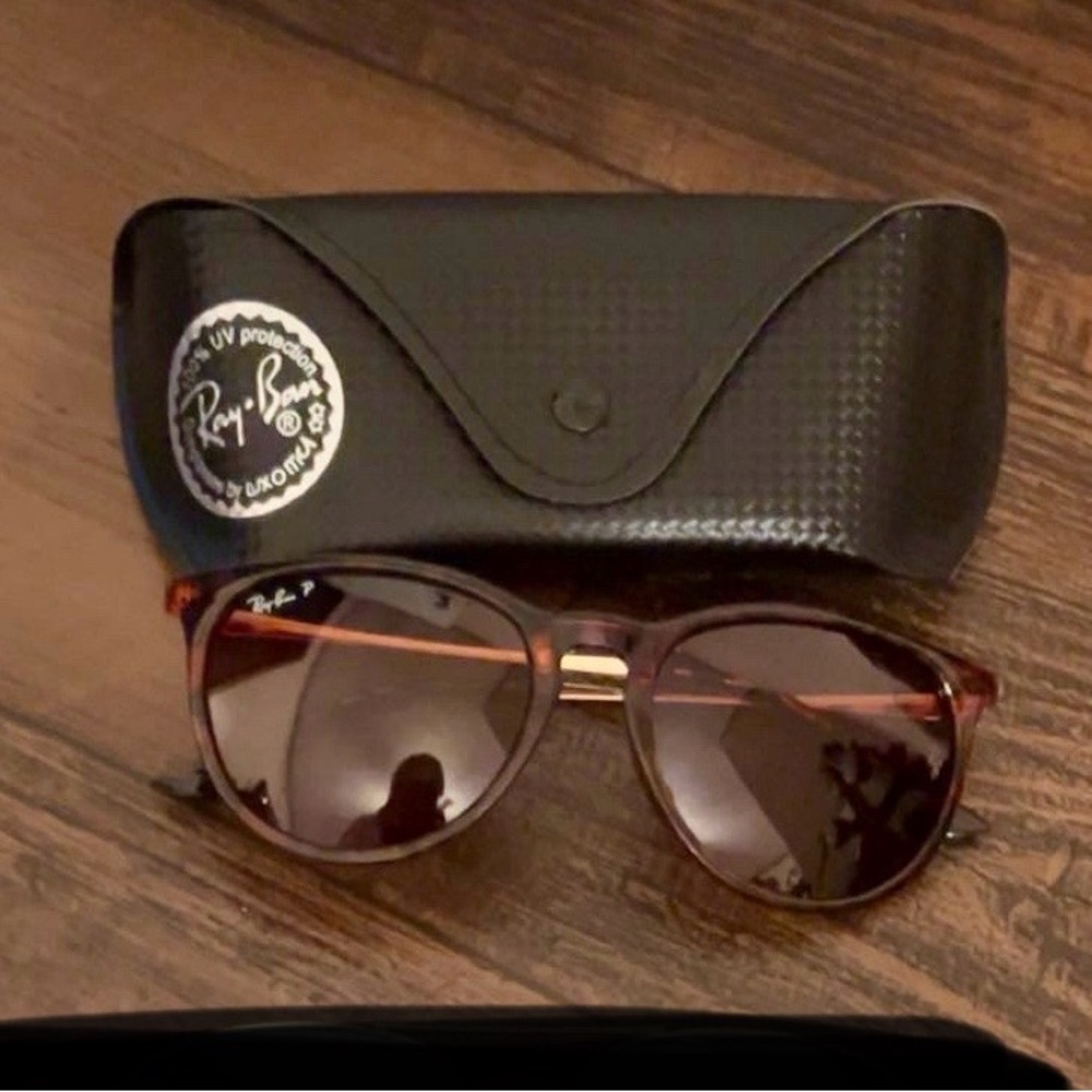 Ray-Ban Brown with case. Look a like
